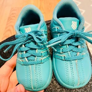 Kswiss toddler shoes, size 5
